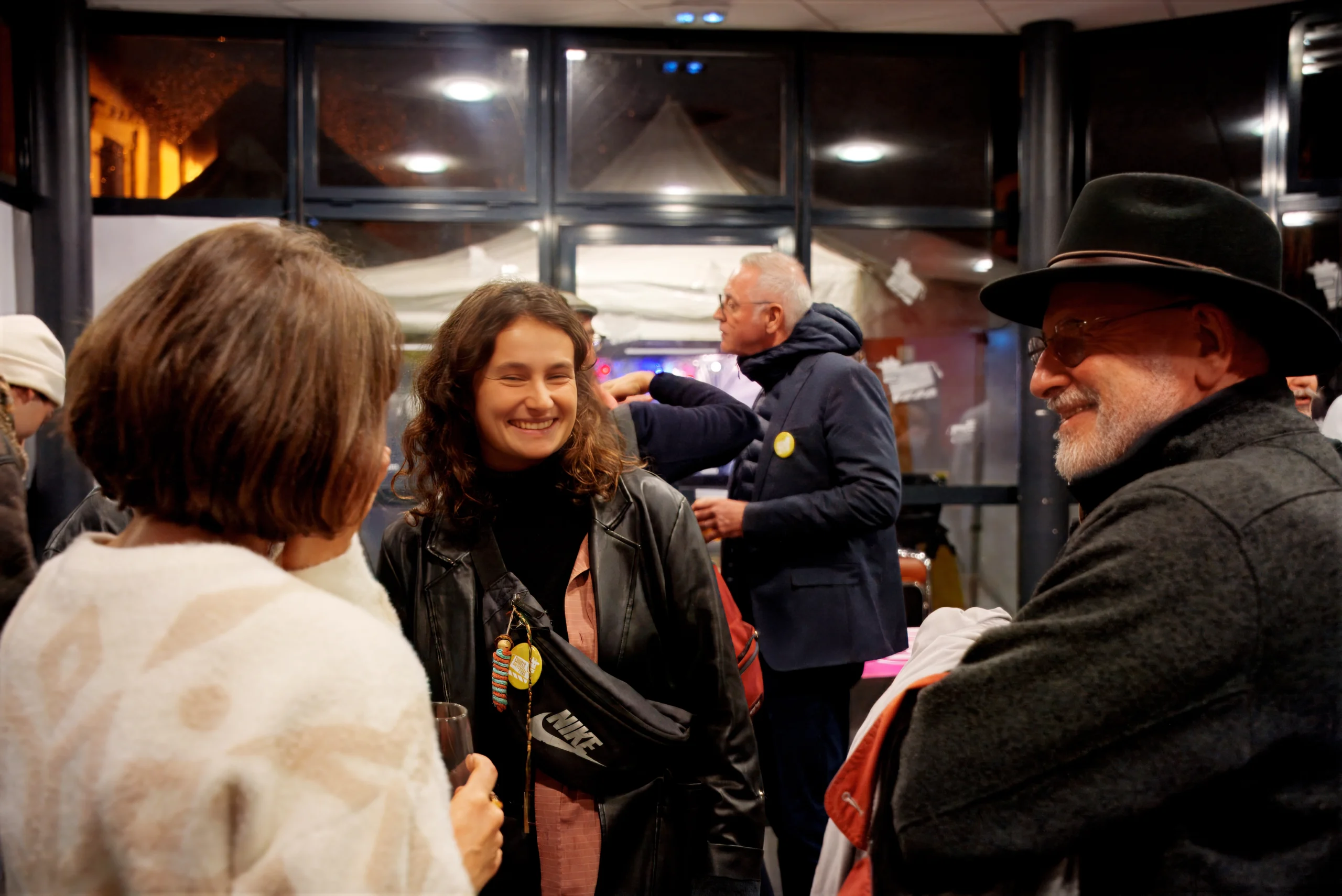 Un instant de partage entre artistes et spectateurs